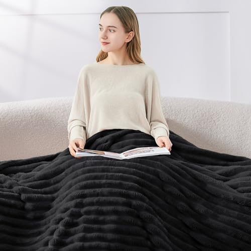 BEDELITE Fleece Throw Blanket for Couch - 300GSM Soft & Warm Fluffy Black Blanket, Decorative and Giftable Striped Blankets for Women, Men, 50"x60"