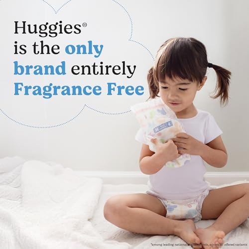 Huggies Size 1 Diapers, Snug & Dry Newborn Diapers, Size 1 (8-14 lbs), 128 Count, Packaging May Vary