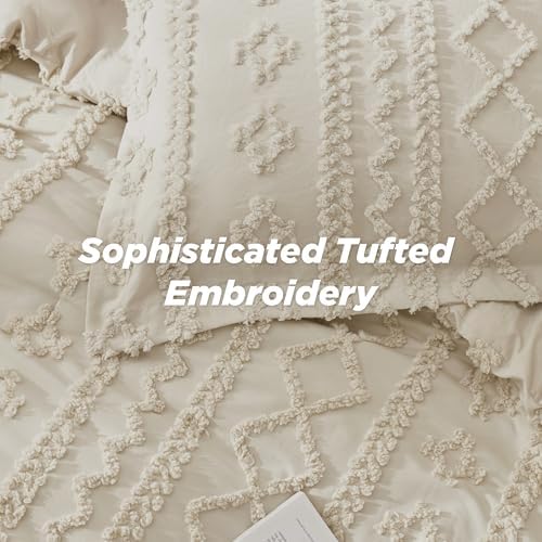 Bedsure Tufted Boho Comforter Set King Size - Beige Boho Bed Set, GentleSoft™ 3 Pieces Farmhouse Shabby Chic Embroidery Bedding, Gifts for Woman, Soft Jacquard King Comforter for All Seasons