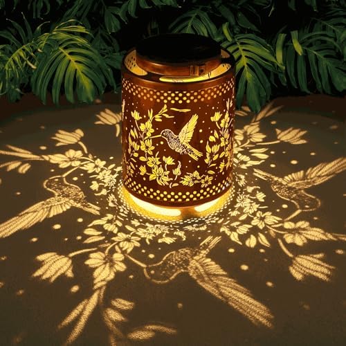 Hummingbird Solar Lanterns Garden Decor Birthday Gifts for Women Mon Grandma Metal Hanging Solar Lights Waterproof Outdoor Decoration for Outside LED Lanterns for Yard Patio Lawn Pathway Landscape
