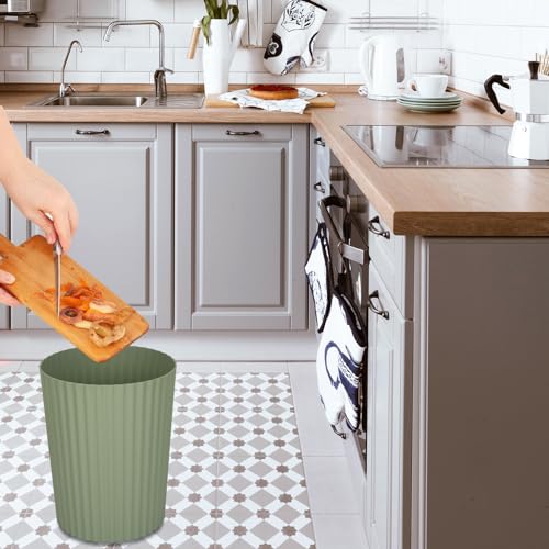 JiatuA Small Trash Can Plastic Wastebasket Round Garbage Container Bin for Bathroom, Kitchen, Bedroom, Home Office, College Dorm, Green