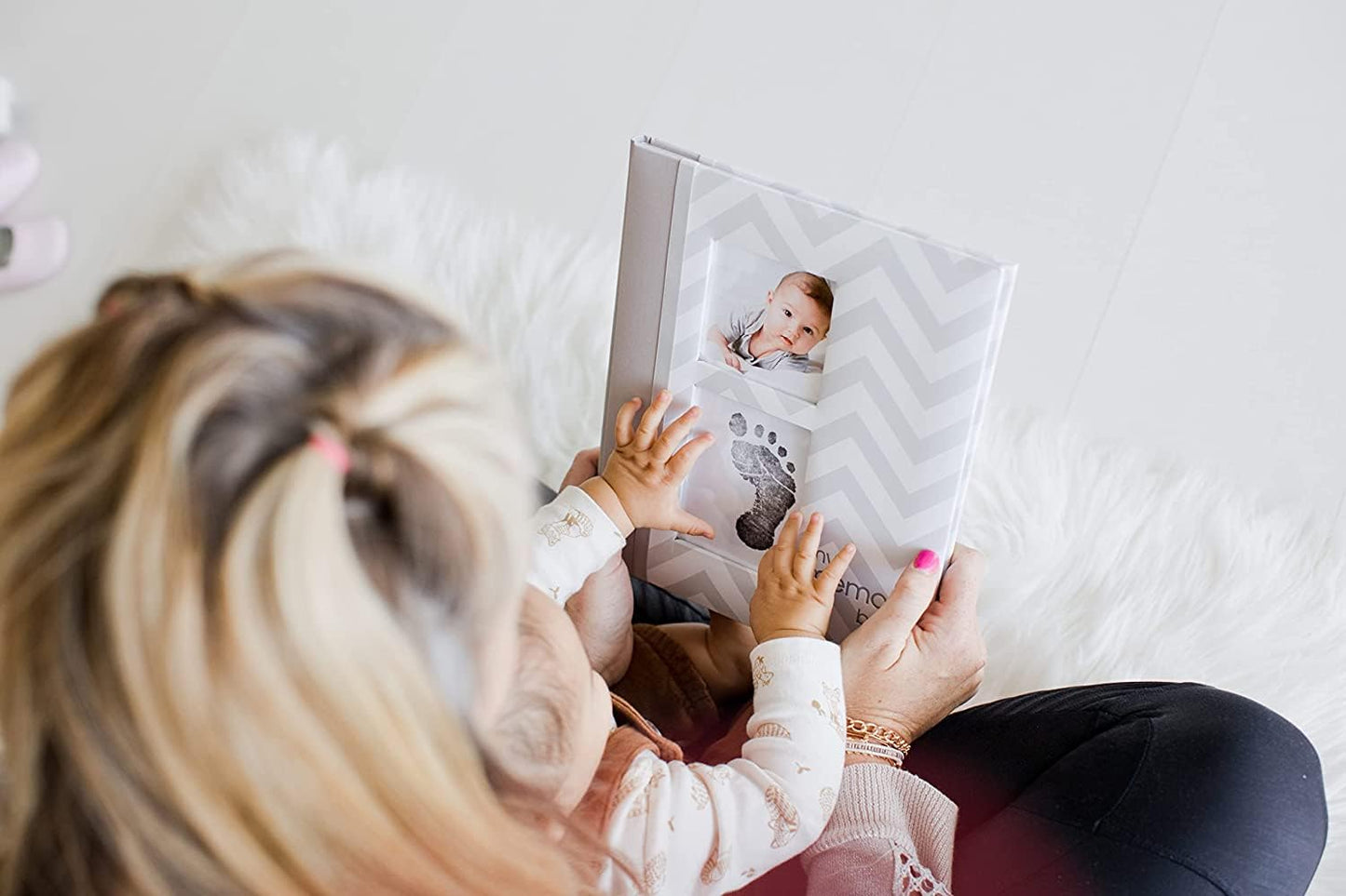 Pearhead First 5 Years Chevron Baby Memory Book, Clean-Touch Safe Ink Pad for Baby’s Handprint or Footprint, Gender Neutral Milestone And Pregnancy Gray