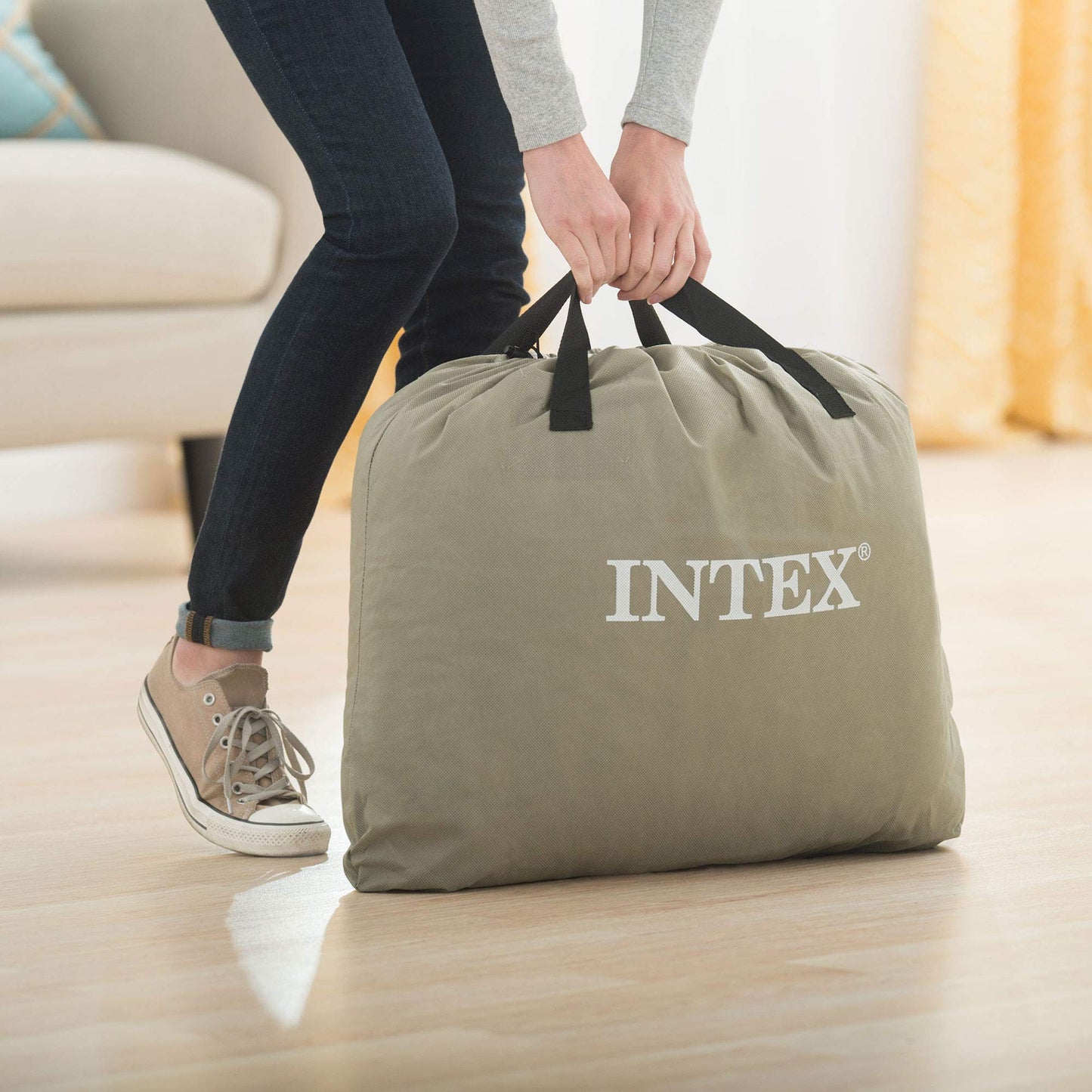 Intex Raised Airbed Mattress with Built-in Pump, Dura-Beam Plus Pillow, Twin - Portable Inflatable Luxury Blow-Up Bed for Adults, Camping, Guests