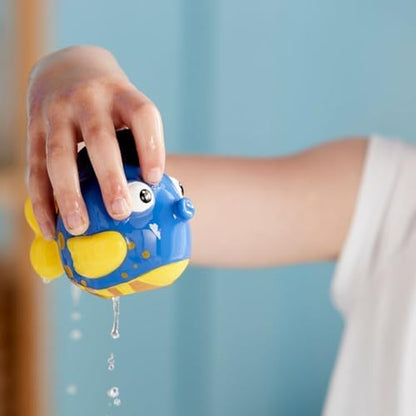 Disney Store Unisex-Children Bath Set (Doc McStuffins) - Kids Bath Accessories with Beloved Disney Characters - Colorful and Fun Bath Time Essentials for Kids - Suitable for All Ages