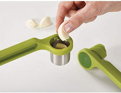 Joseph Joseph Helix Garlic Press Mincer Ergonomic Twist-Action Hand Juicer Stainless Steel, Green