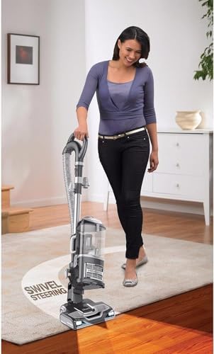 Shark UV540 Lift-Away Upright Vacuum (Renewed)