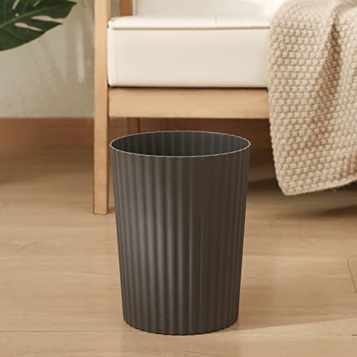 JiatuA Small Trash Can Plastic Wastebasket Round Garbage Container Bin for Bathroom, Kitchen, Bedroom, Home Office, College Dorm, Dark Grey