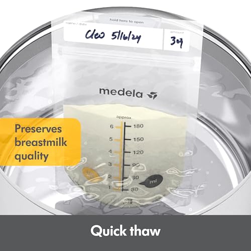 Medela Breastmilk Storage Bags, 200 Count, Ready to Use Breast Milk Storing Bags for Breastfeeding, Self Standing Bag, Space Saving Flat Profile, Hygienically Pre-Sealed, 6 Ounce