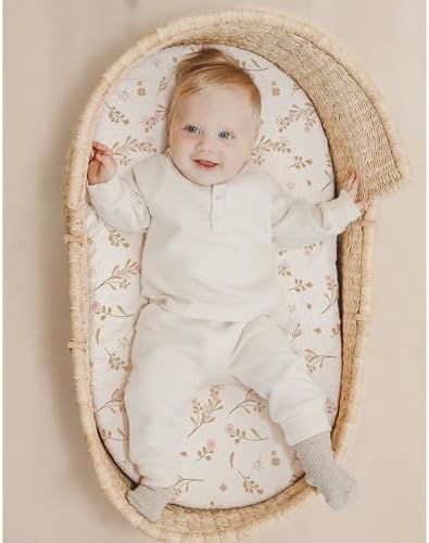 Konssy Muslin Bassinet Sheets for Baby Girl Boy, 2 Pack Soft Breathable Baby Bassinet Mattress Sheets Fit for Hourglass Oval Cradle, Moses Basket Rectangle Mattress (Floral, Pink)