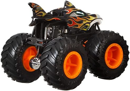 Hot Wheels Toy Monster Trucks Creature 3-Pack, Set of 3 Toy Trucks in 1:64 Scale: Shark Wreak, Piran-ahh & Mega-Wrex
