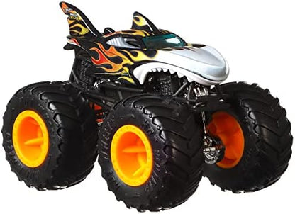 Hot Wheels Toy Monster Trucks Creature 3-Pack, Set of 3 Toy Trucks in 1:64 Scale: Shark Wreak, Piran-ahh & Mega-Wrex