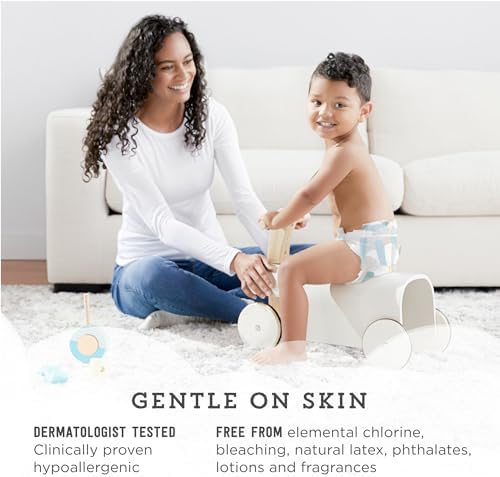 Amazon Brand - Mama Bear Plush Protection Diapers - Size 7, One Month Supply, Hypoallergenic Premium Disposable Baby Diapers, 92 Count (Pack of 4), White and Cloud Dreams