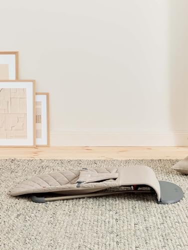 BabyBjörn Bouncer Bliss, Sand Gray, Woven, Classic Quilt | 2-in-1 Adjustable Baby Bouncer Seat and Toddler Chair, Newborn to Toddler (8-29 lbs), 4 Positions, Lightweight & Portable