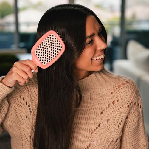 FHI Heat UNbrush Detangling Brush for Pain-Free Brushing on All Wet or Dry Hair Types — Durable DuoFlex Anti-Static Bristles, Lightweight Handle, Vented Hair Brush