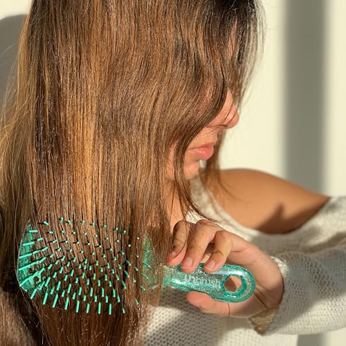 FHI Heat UNbrush Detangling Brush for Pain-Free Brushing on All Wet or Dry Hair Types — Durable DuoFlex Anti-Static Bristles, Lightweight Handle, Vented Hair Brush