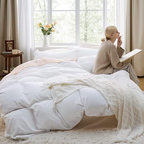 Bedsure White Duvet Cover Queen Size - 3 Pieces Prewashed Extra Soft Bedding Set, Includes 1 Duvet Cover 90x90 Inches with Zipper Closure & 2 Pillow Shams, Comforter Not Included