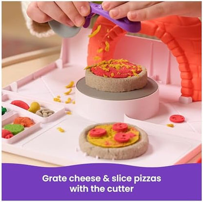 Kinetic Sand SquishPizza Playset, Rising Pizza Toy with 1lb of Play Sand & 5 Tools, Sensory Toys for Kids & Classroom, Back to School Teacher Must Haves
