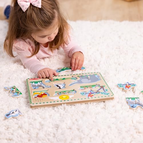 Melissa & Doug Zoo Animals Sound Puzzle - Wooden Peg Puzzle with Sound Effects (8 pcs)
