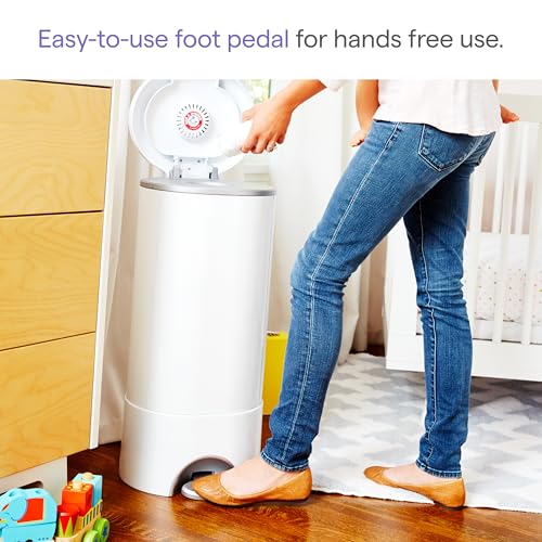 Munchkin® STEP™ Diaper Pail Powered by Arm & Hammer, #1 in Odor Control, Award-Winning, Includes 1 Snap, Seal & Toss™ Bag, 1 Starter Refill Ring, and 1 PUCK™ Baking Soda Cartridge