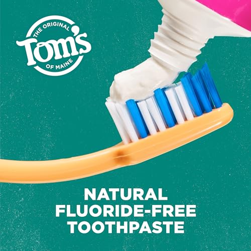 Tom's of Maine Antiplaque and Whitening Toothpaste, Fluoride Free, Fennel, 3 Pack, 4.5 Oz