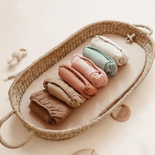 Konssy Muslin Bassinet Sheets for Baby Girl Boy, 2 Pack Soft Breathable Baby Bassinet Mattress Sheets Fit for Hourglass Oval Cradle, Moses Basket Rectangle Mattress (Floral, Pink)