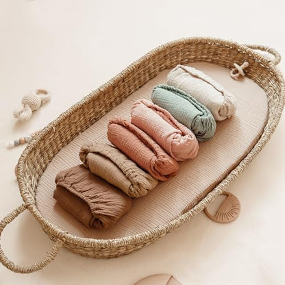 Konssy Muslin Bassinet Sheets for Baby Girl Boy, 2 Pack Soft Breathable Baby Bassinet Mattress Sheets Fit for Hourglass Oval Cradle, Moses Basket Rectangle Mattress (Floral, Pink)