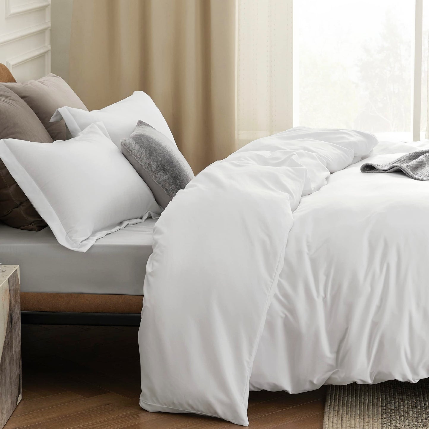 Bedsure Duvet Cover King Size - Soft Double Brushed Bedding Set for Kids & Adults, Zipper Closure, 3 Pieces, Includes 1 Duvet Cover (104"x90") & 2 Pillow Shams, NO Comforter, White