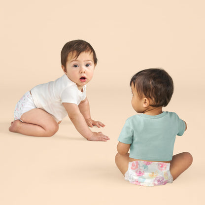 The Honest Company Clean Conscious Diapers for Delicate Skin | Up to 100% Leakproof | Hypoallergenic, Fragrance Free | Girl Prints | Club Box, Size 2 (12-18 lbs), 72 Count (Prints May Vary)