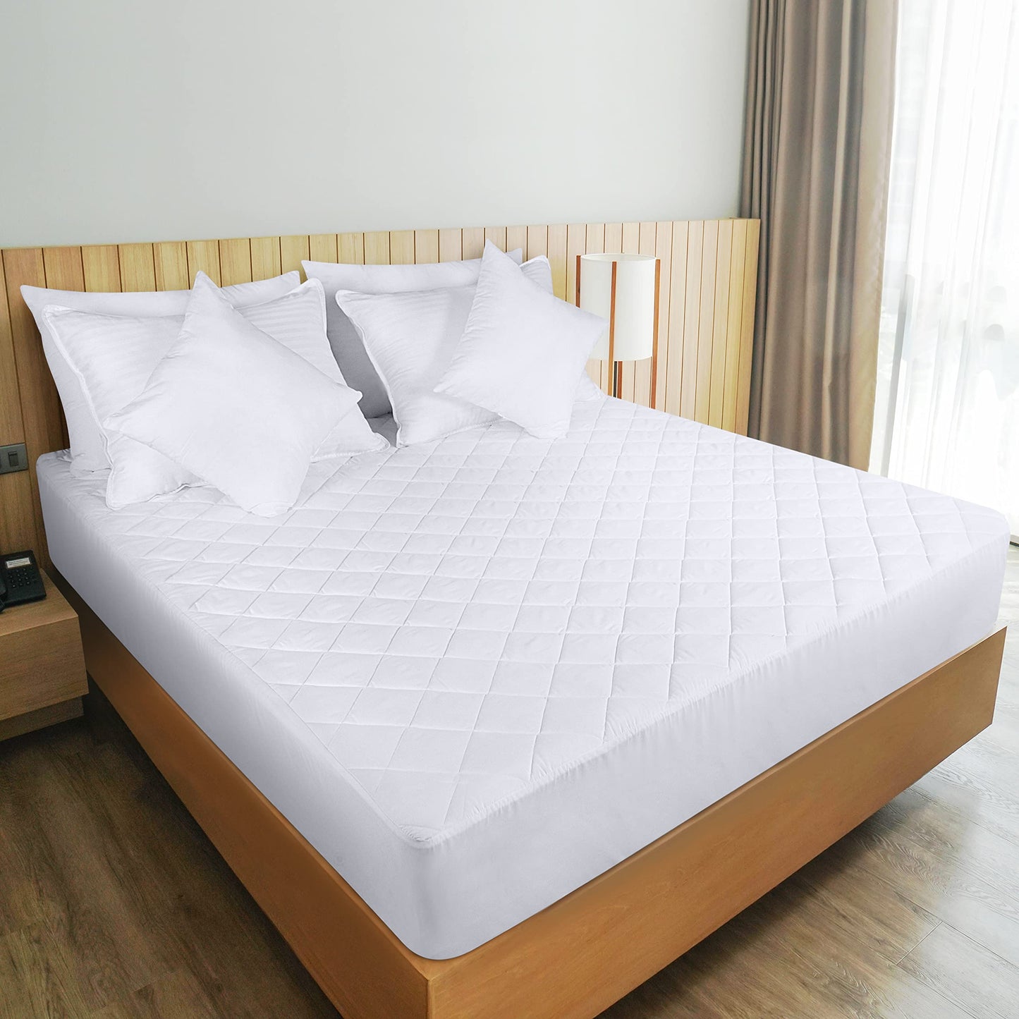 Utopia Bedding Quilted Fitted Mattress Pad, Twin XL Size, Elastic Fitted Twin Extra Long Mattress Topper Protector and Cover Stretches up to 16 Inches Deep, Machine Washable (White)