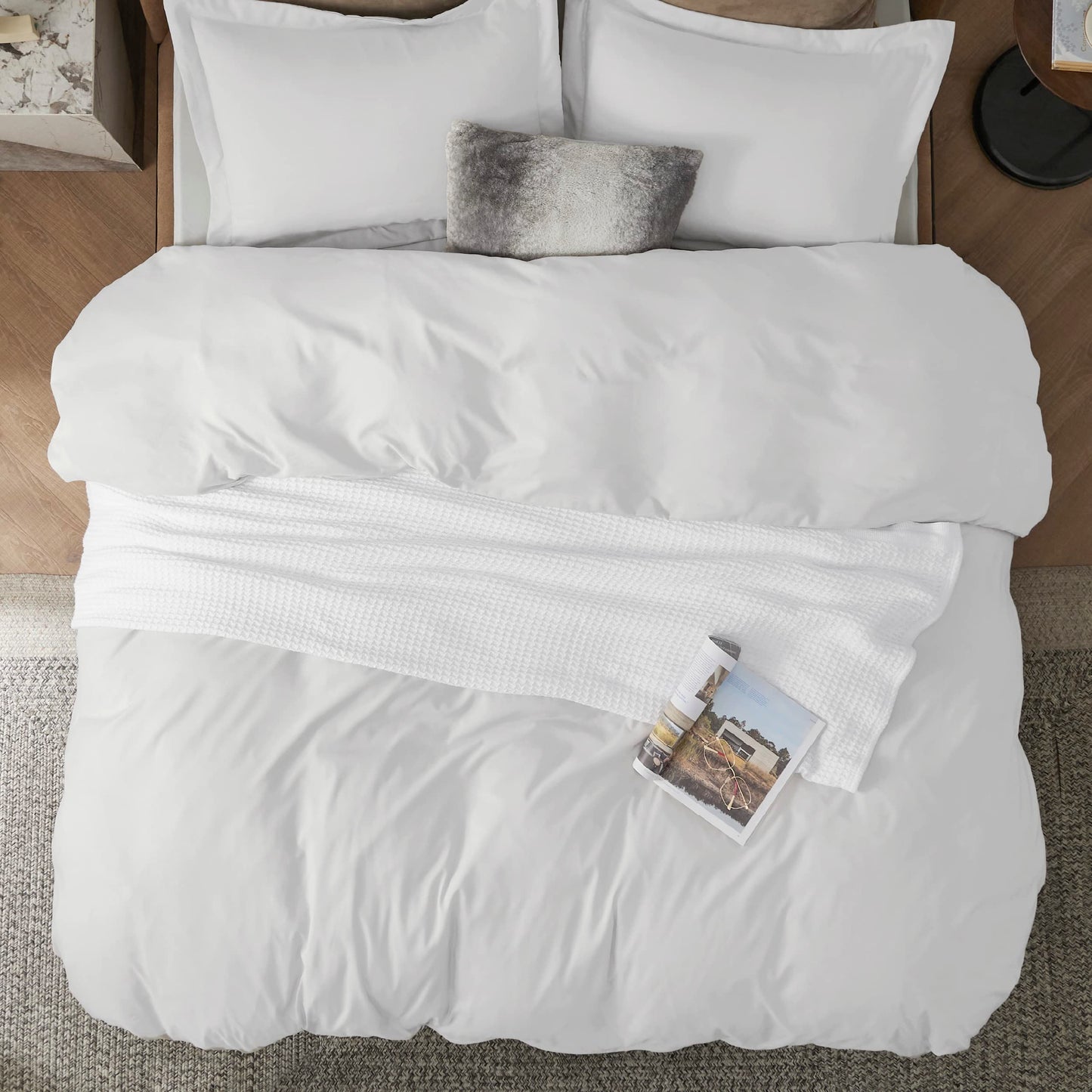 Bedsure Duvet Cover King Size - Soft Double Brushed Bedding Set for Kids & Adults, Zipper Closure, 3 Pieces, Includes 1 Duvet Cover (104"x90") & 2 Pillow Shams, NO Comforter, White